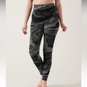 Athleta Black and Silver Marble Leggings